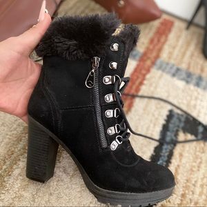 Guess boots